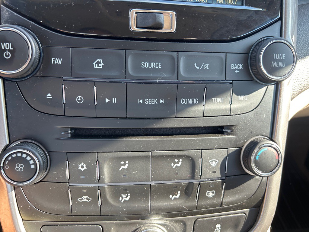 2016 Chevrolet Malibu Image 20