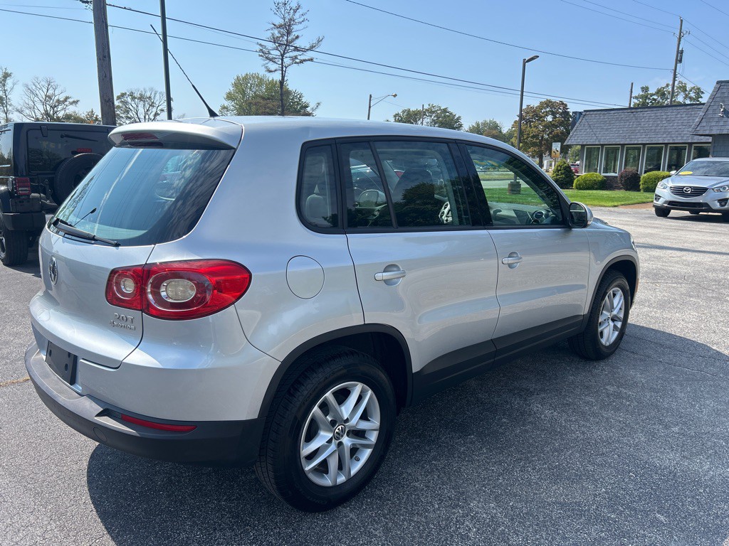 2011 Volkswagen Tiguan Image 6