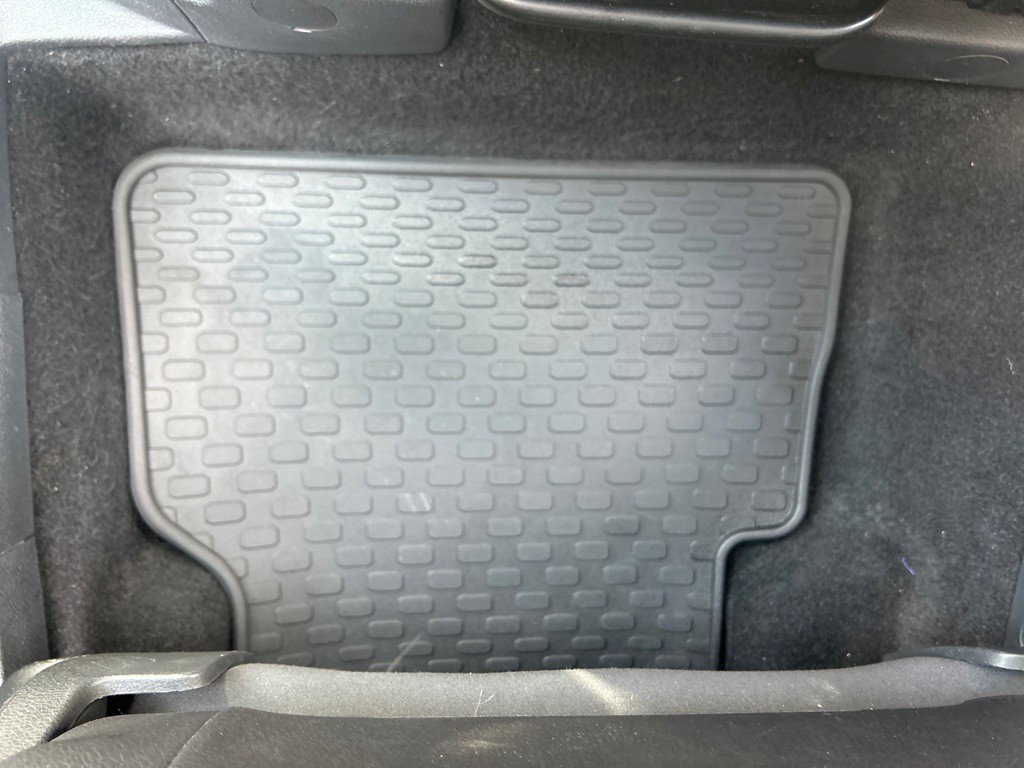2011 Volkswagen Tiguan Image 21