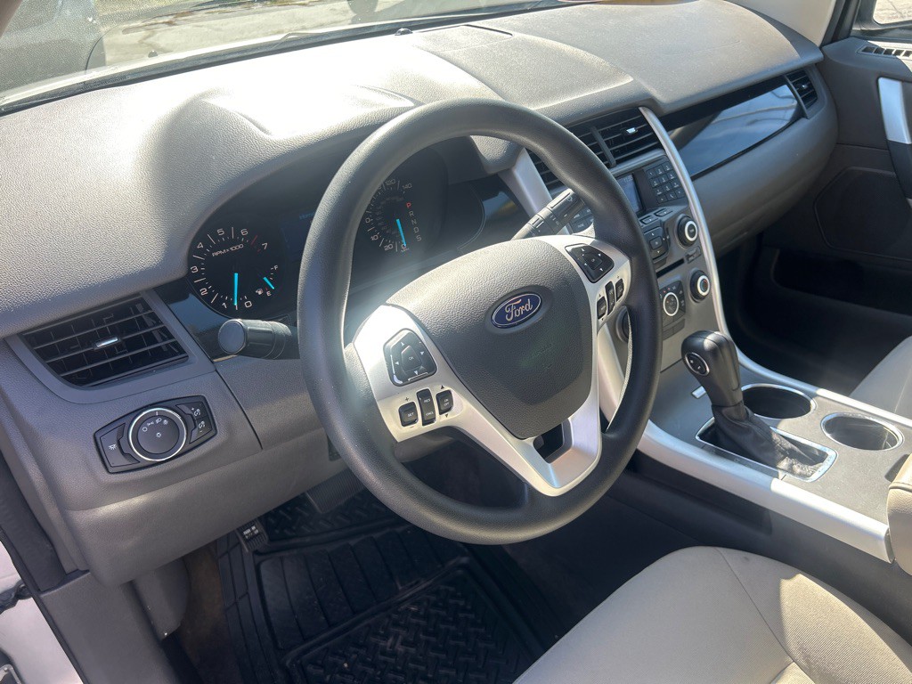 2014 Ford Edge Image 10