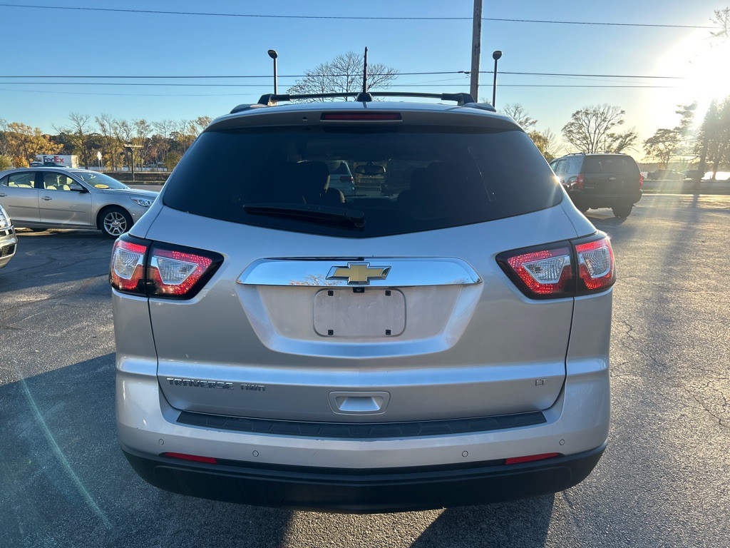 2017 Chevrolet Traverse Image 5