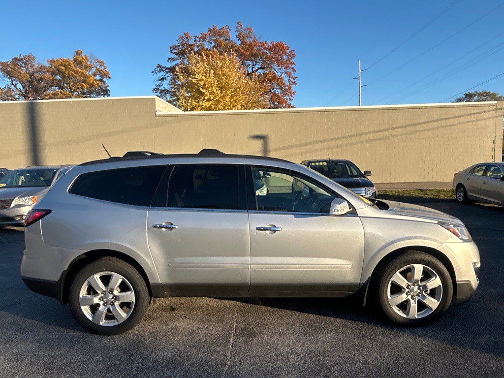 2017 Chevrolet Traverse Image 7