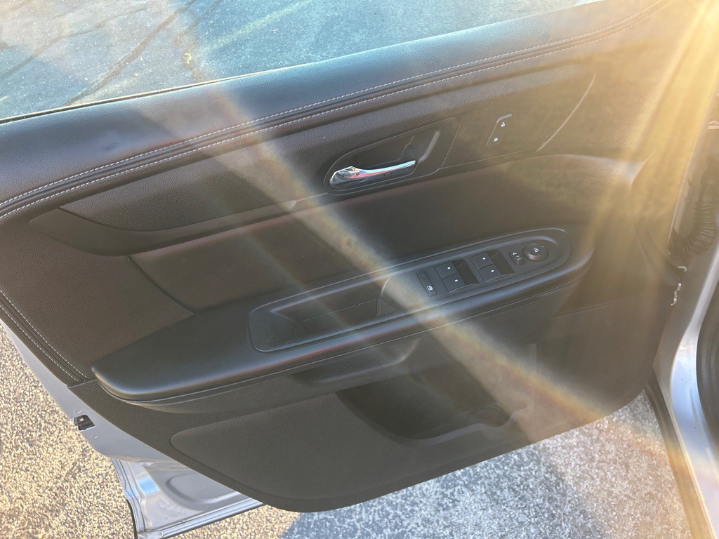 2017 Chevrolet Traverse Image 12