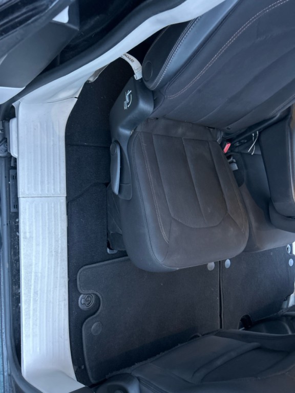 2017 Chrysler Pacifica Image 17