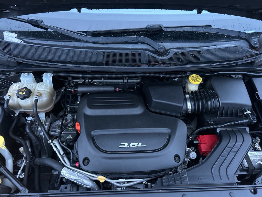 2017 Chrysler Pacifica Image 35