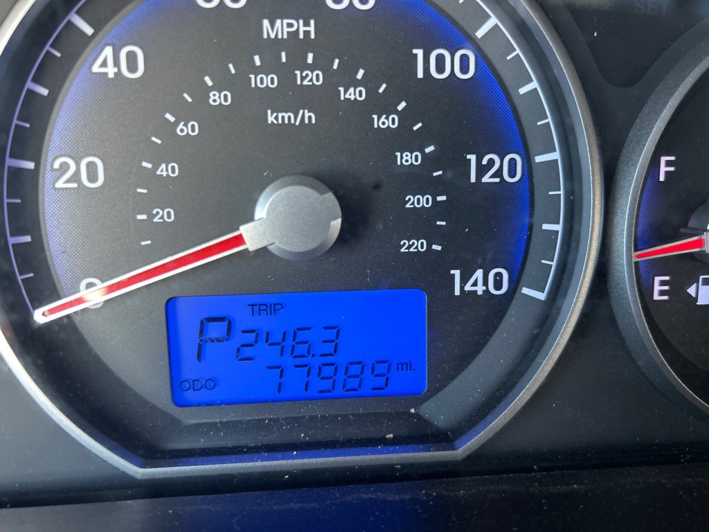 2012 Hyundai Santa Fe Image 19