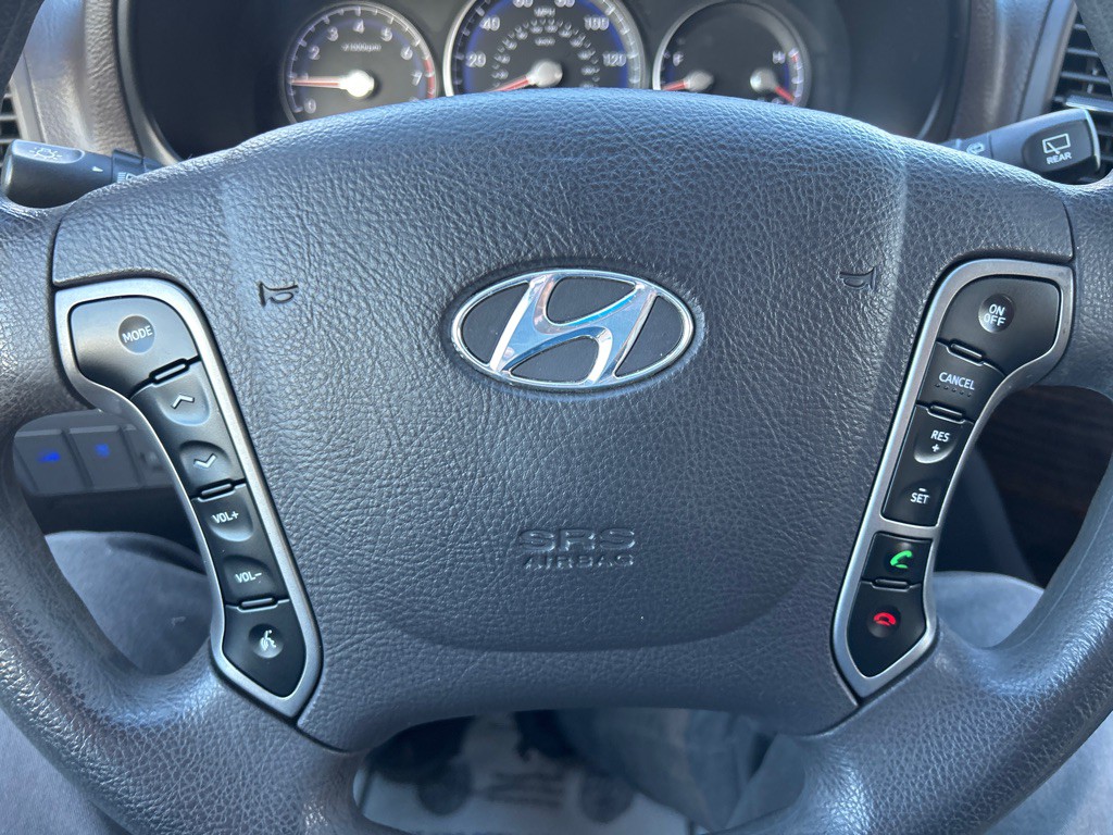 2012 Hyundai Santa Fe Image 20