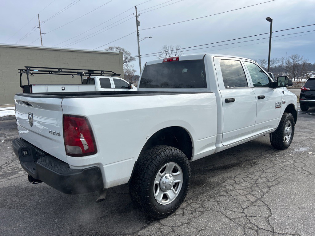 2013 RAM 3500 Image 7