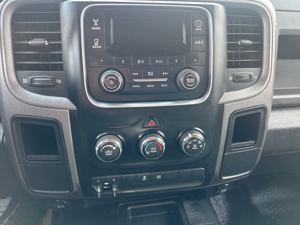 2013 RAM 3500 Image 22