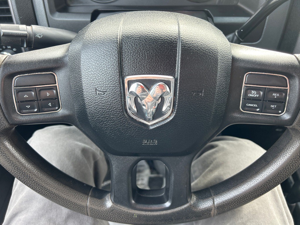 2013 RAM 3500 Image 25