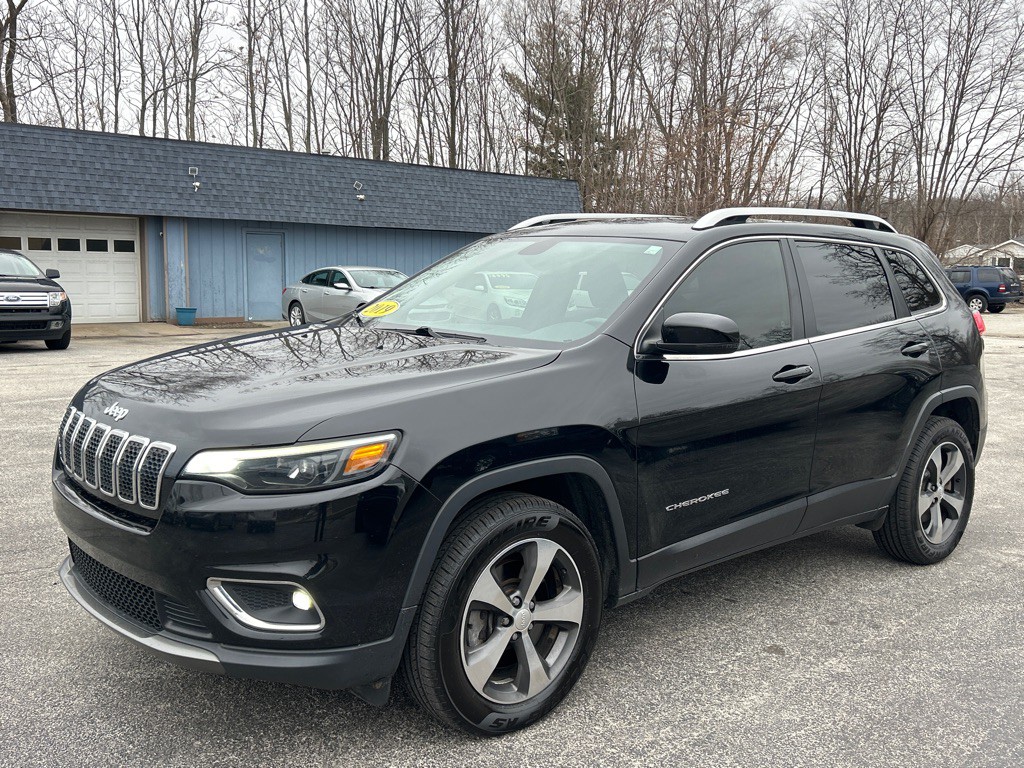 2019 Jeep Cherokee Image 1