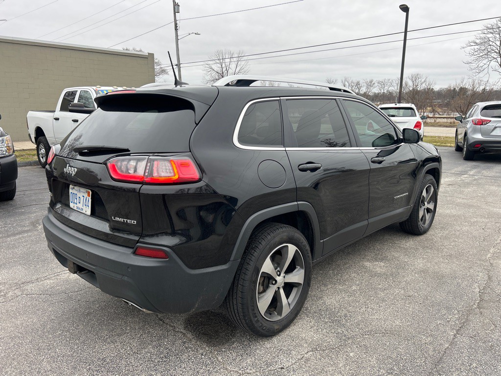 2019 Jeep Cherokee Image 6