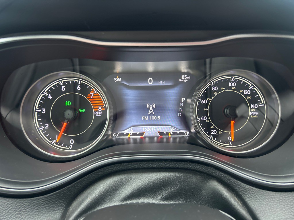 2019 Jeep Cherokee Image 21