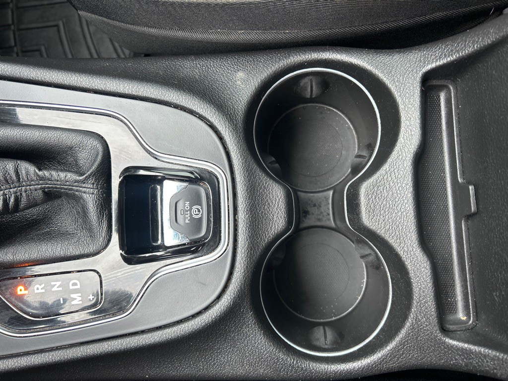 2019 Jeep Cherokee Image 29