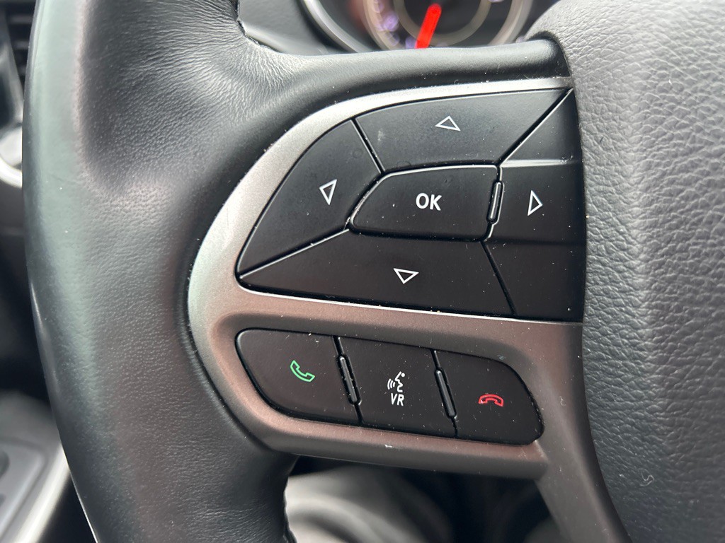 2019 Jeep Cherokee Image 30