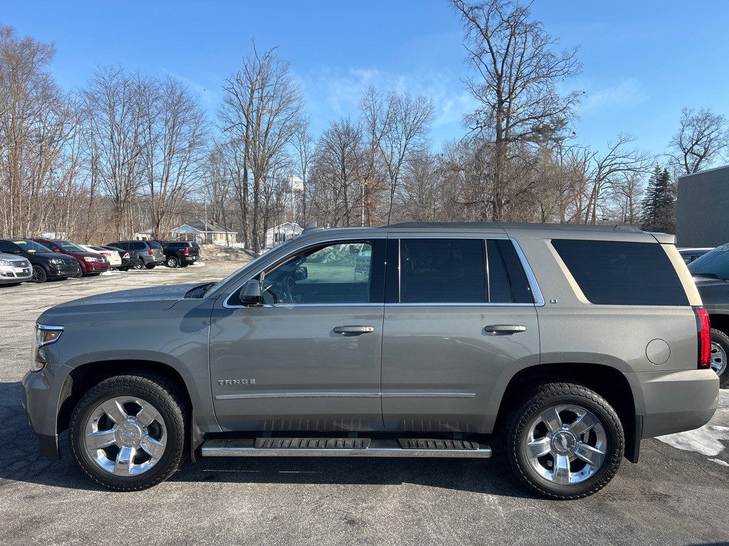2017 Chevrolet Tahoe Image 3