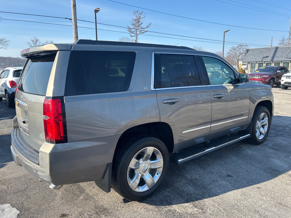2017 Chevrolet Tahoe Image 6