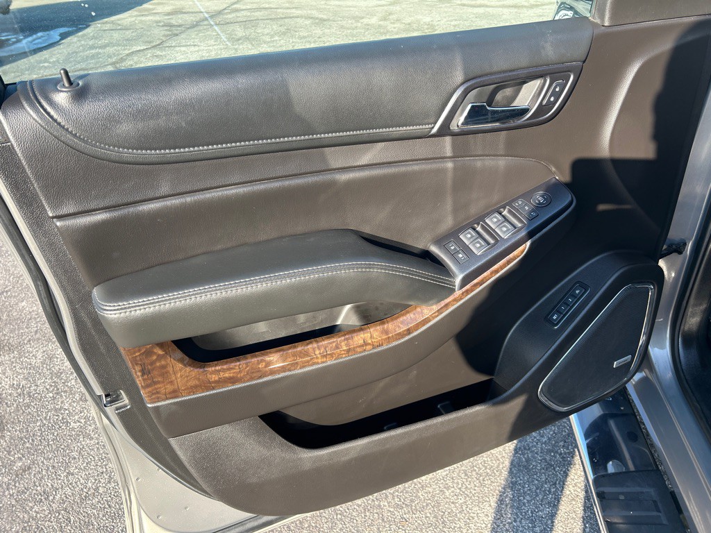 2017 Chevrolet Tahoe Image 11