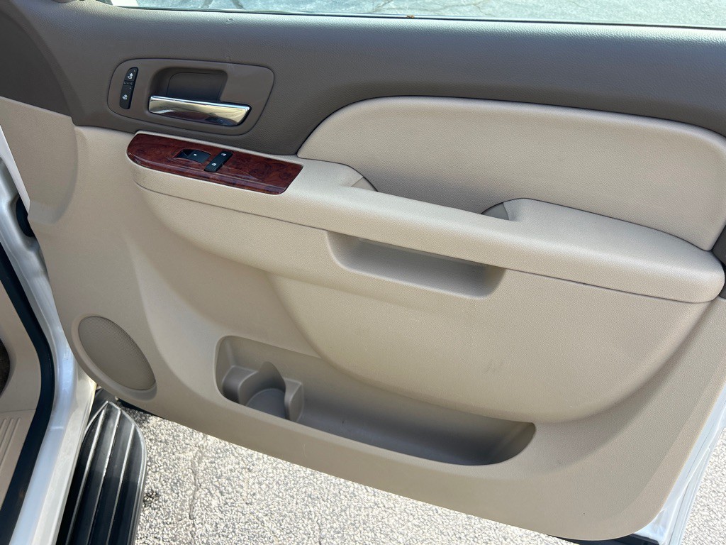 2013 GMC Yukon Image 17