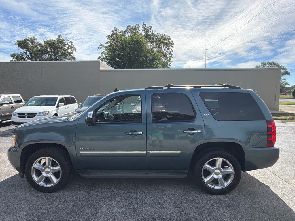 2010 Chevrolet Tahoe Image 3