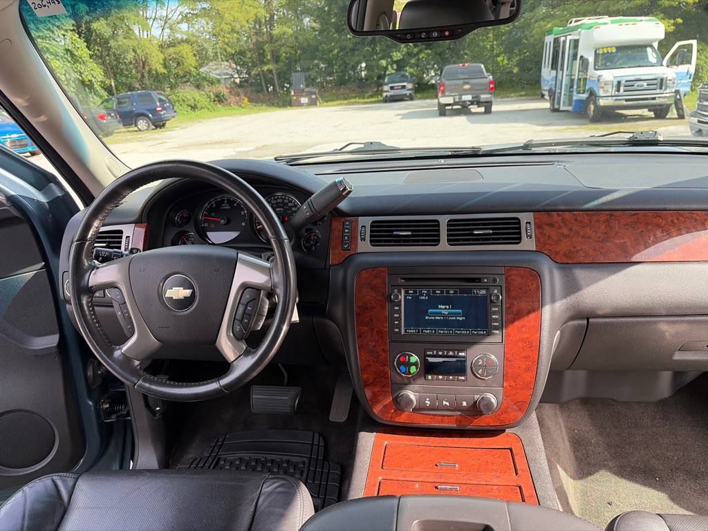 2010 Chevrolet Tahoe Image 19