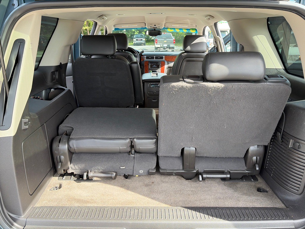 2010 Chevrolet Tahoe Image 22