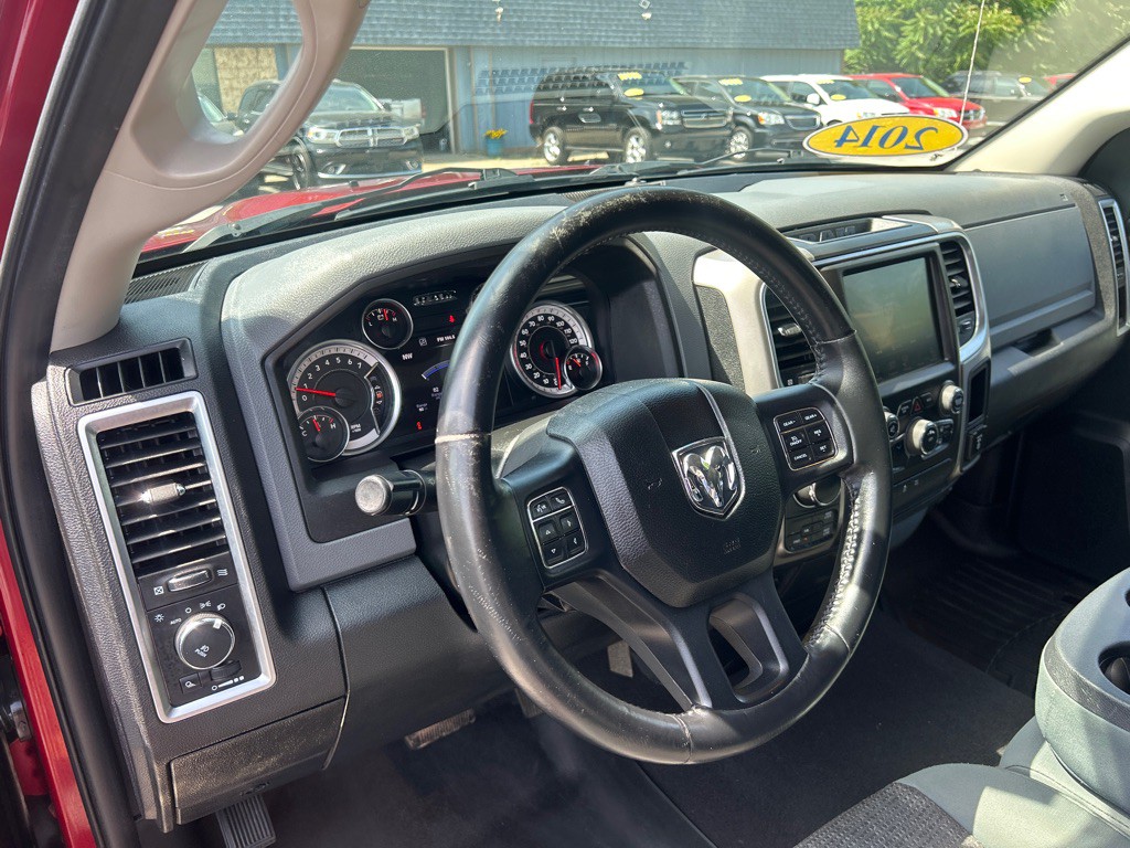 2014 RAM 1500 Image 9