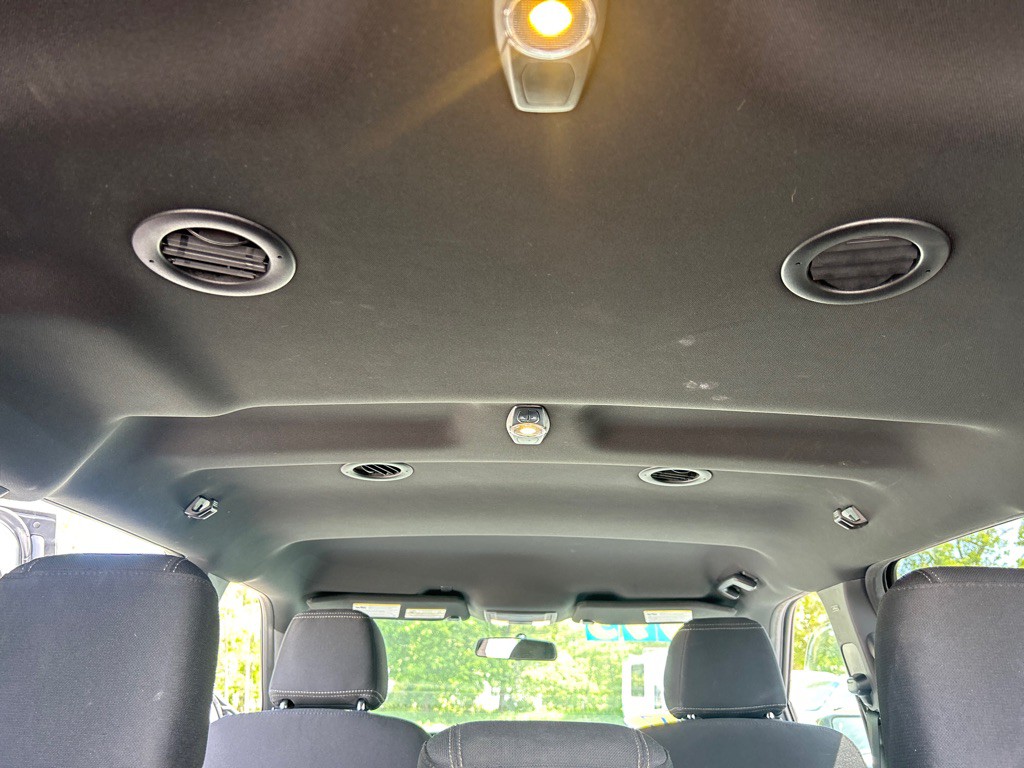 2017 Ford Explorer Image 24