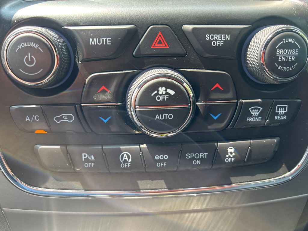 2018 Jeep Grand Cherokee Image 22