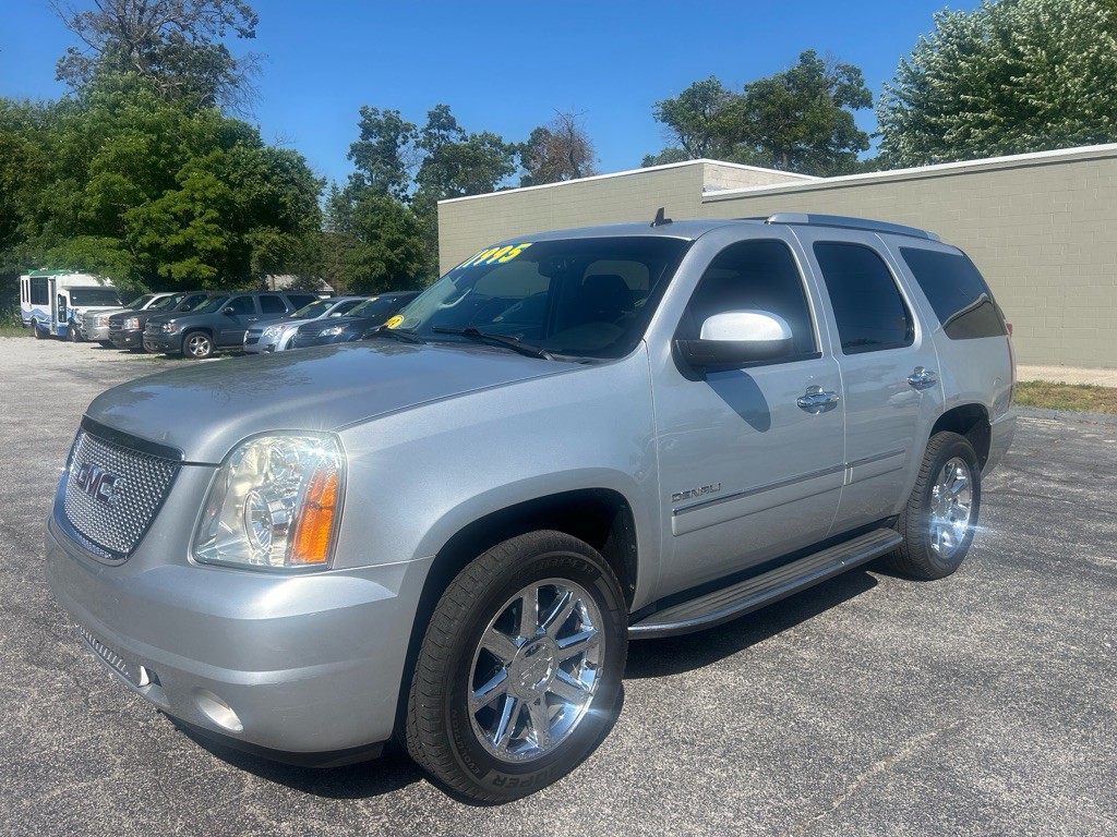 2013 GMC Yukon Image 1