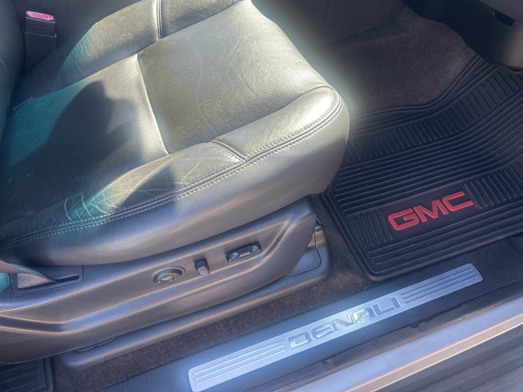 2013 GMC Yukon Image 15