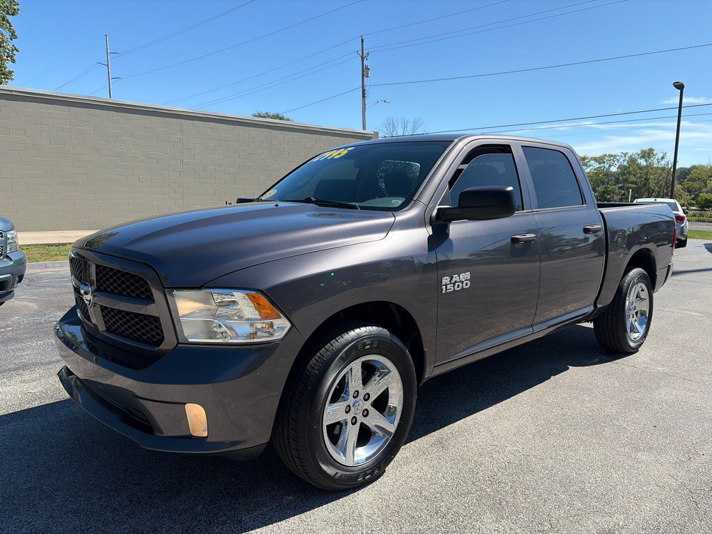 2015 RAM 1500 Image 1