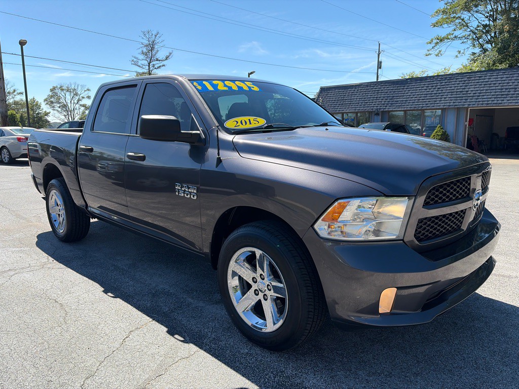 2015 RAM 1500 Image 9