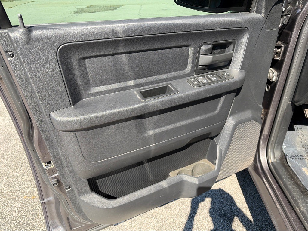 2015 RAM 1500 Image 13