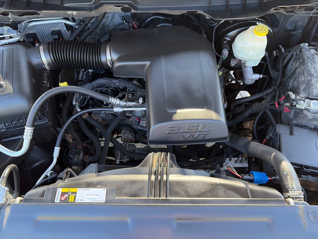 2015 RAM 1500 Image 28