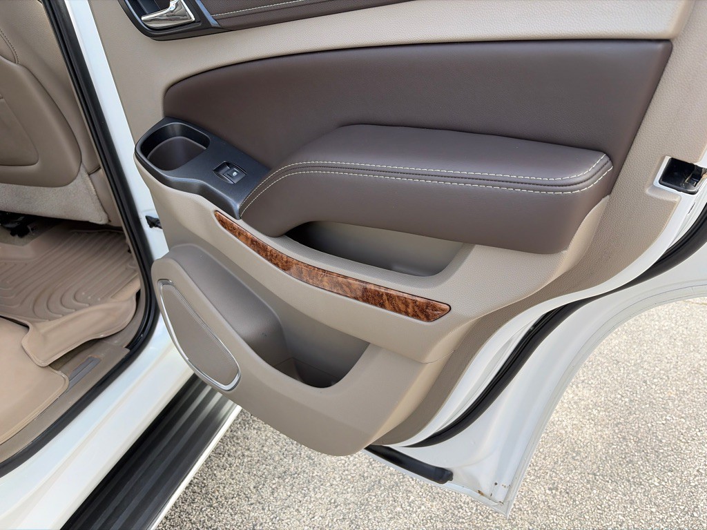 2016 Chevrolet Tahoe Image 23