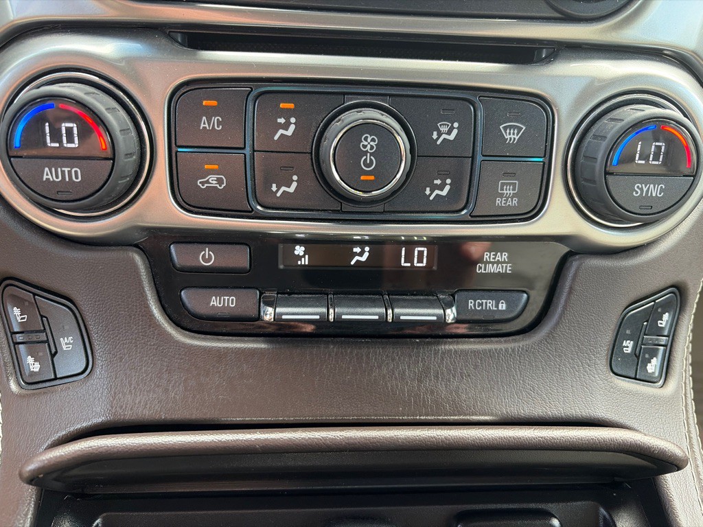2016 Chevrolet Tahoe Image 29