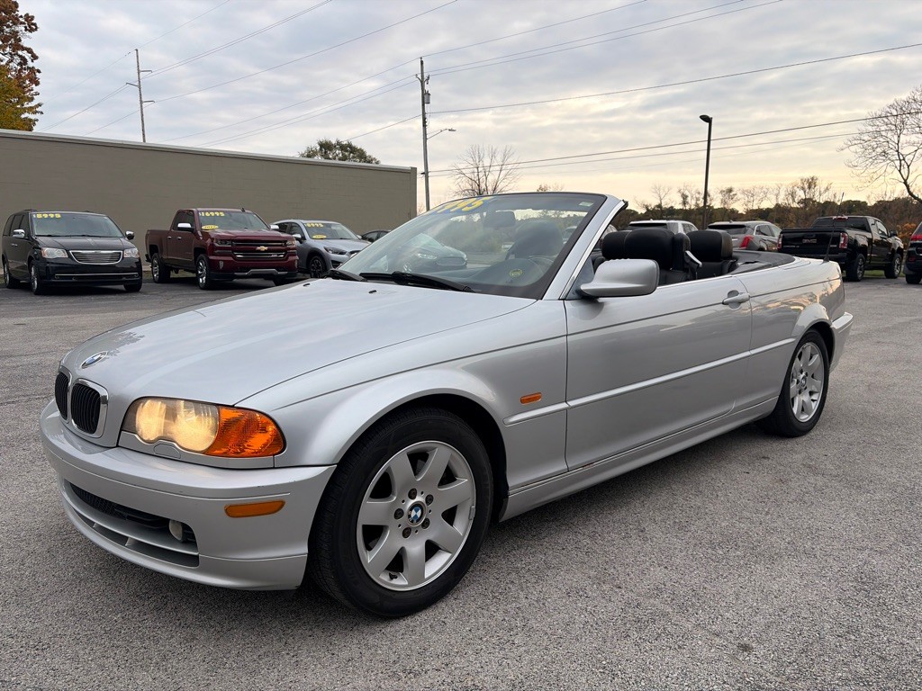 2001 BMW 3 Series Image 1