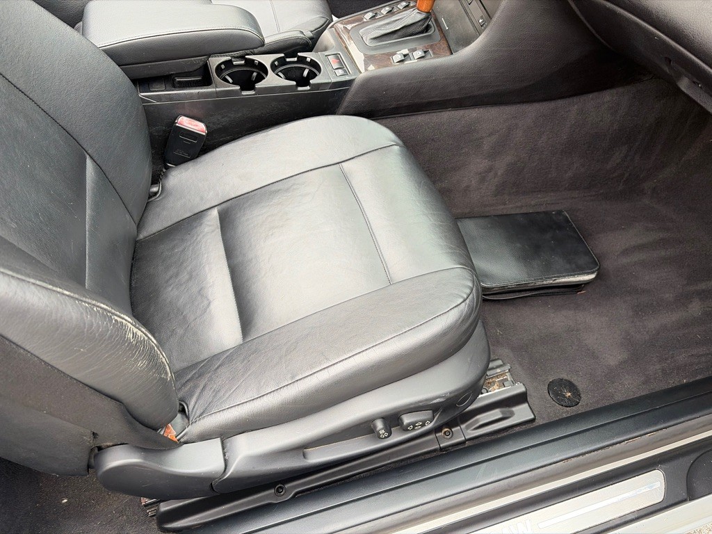 2001 BMW 3 Series Image 13