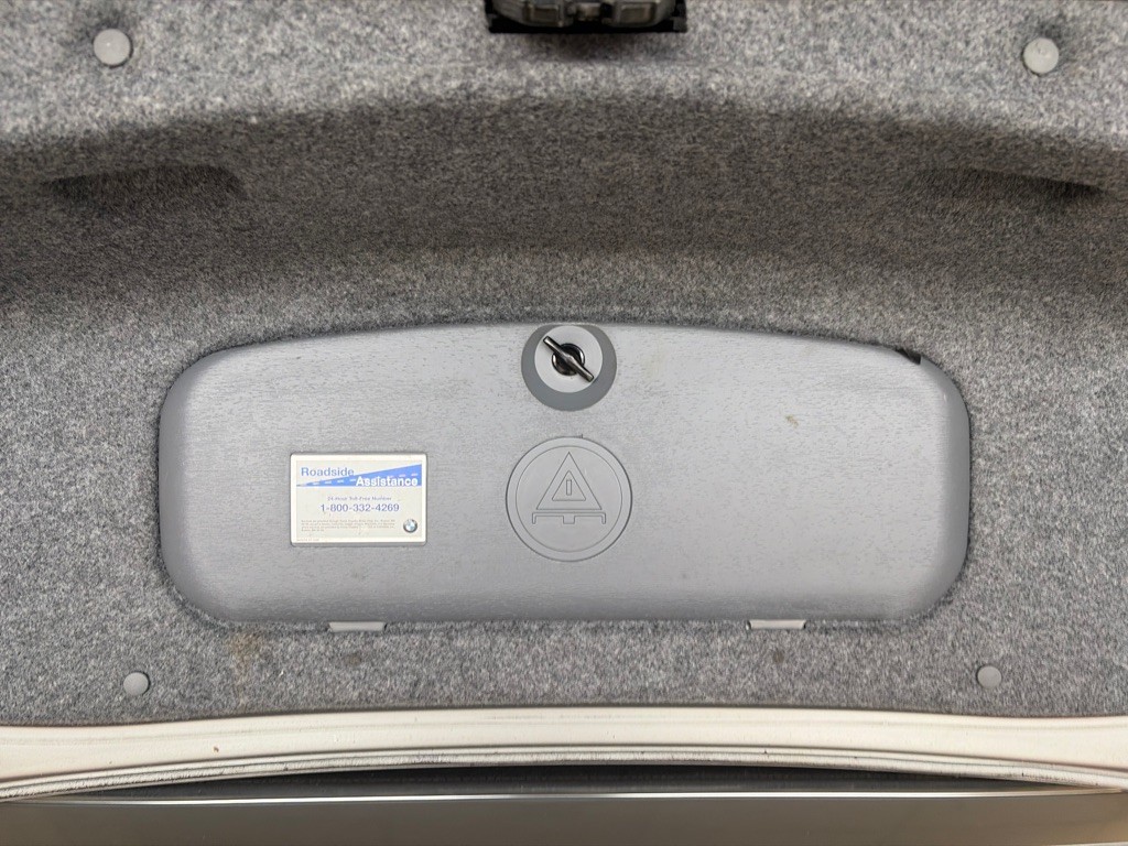 2001 BMW 3 Series Image 28
