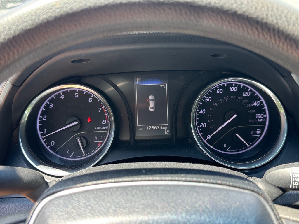 2018 Toyota Camry Image 21