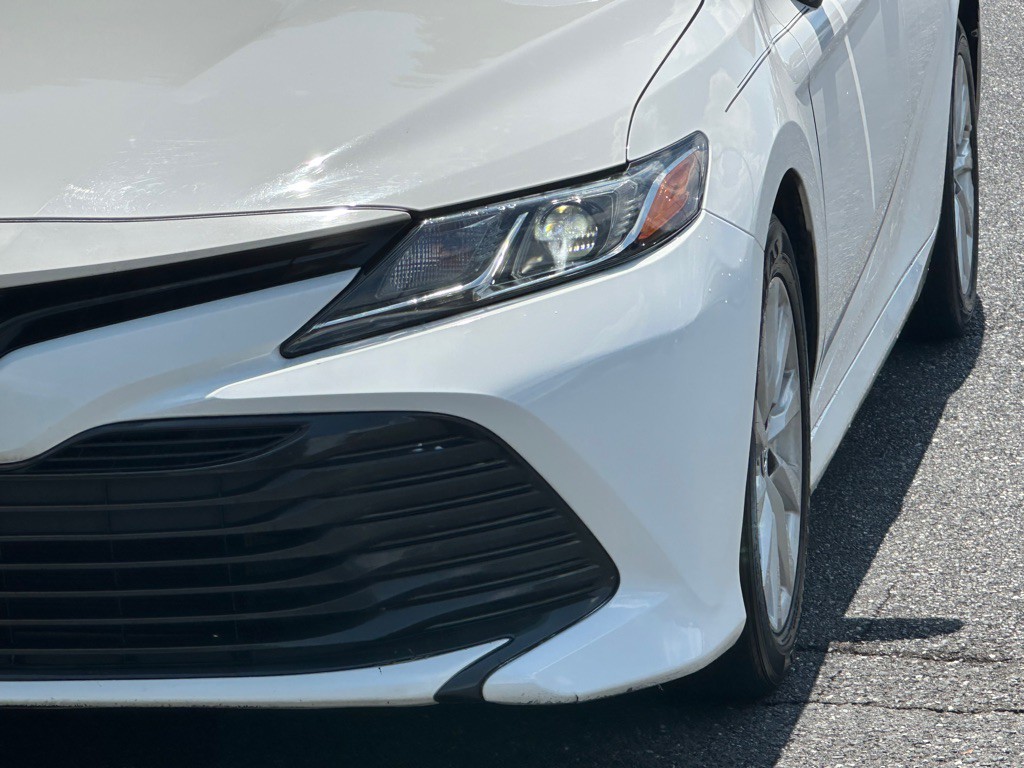 2018 Toyota Camry Image 36
