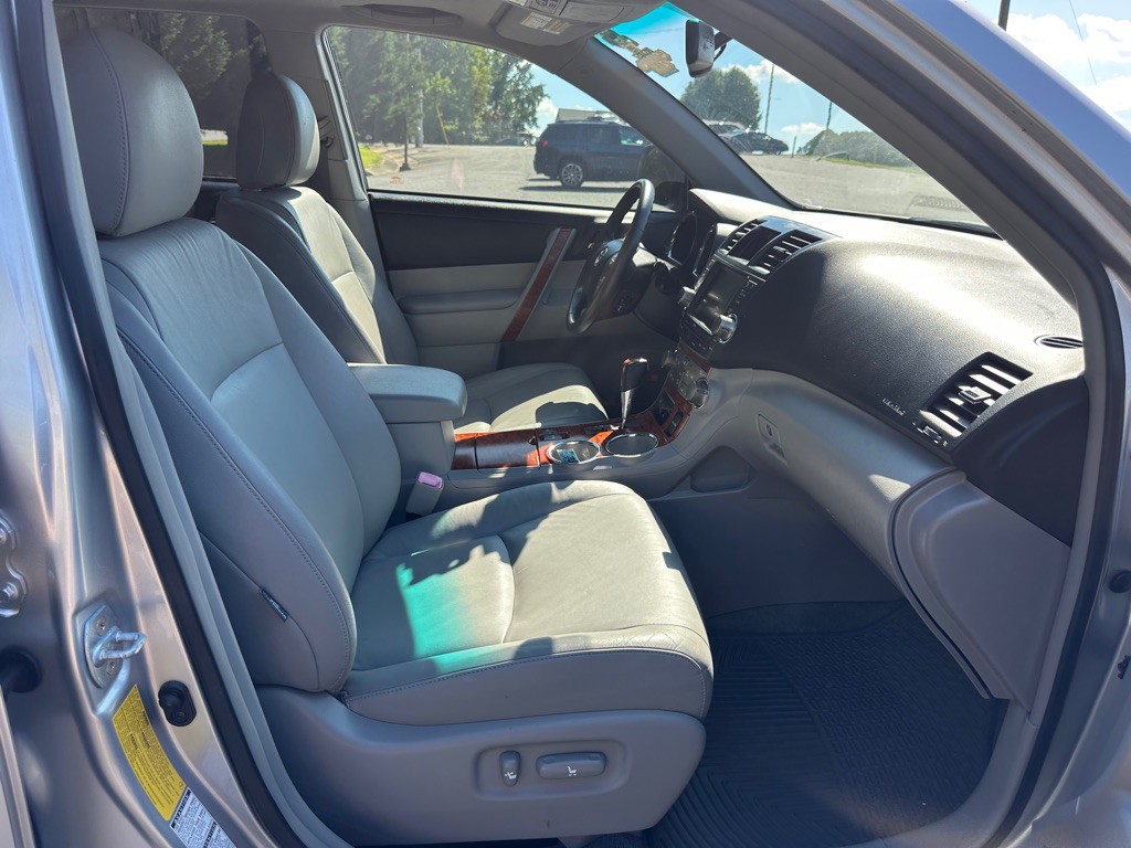 2008 Toyota Highlander Image 13