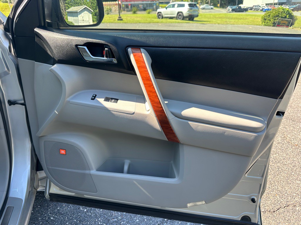 2008 Toyota Highlander Image 15