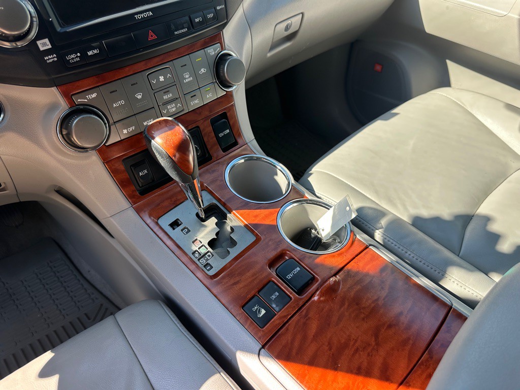 2008 Toyota Highlander Image 29