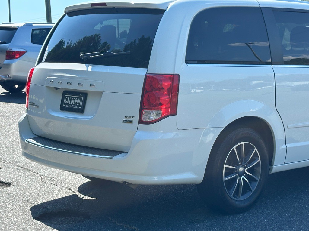 2017 Dodge Grand Caravan Image 31