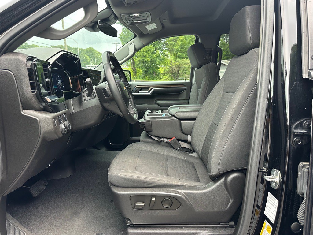 2023 Chevrolet Silverado 1500 Image 11