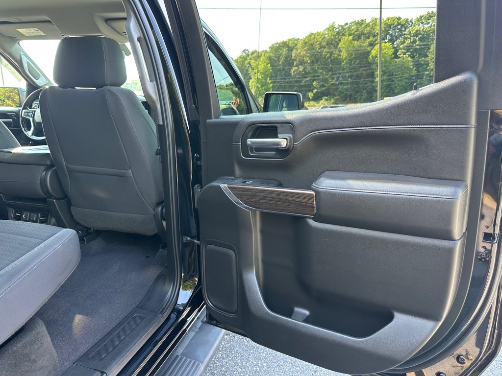 2019 Chevrolet Silverado 1500 Image 18