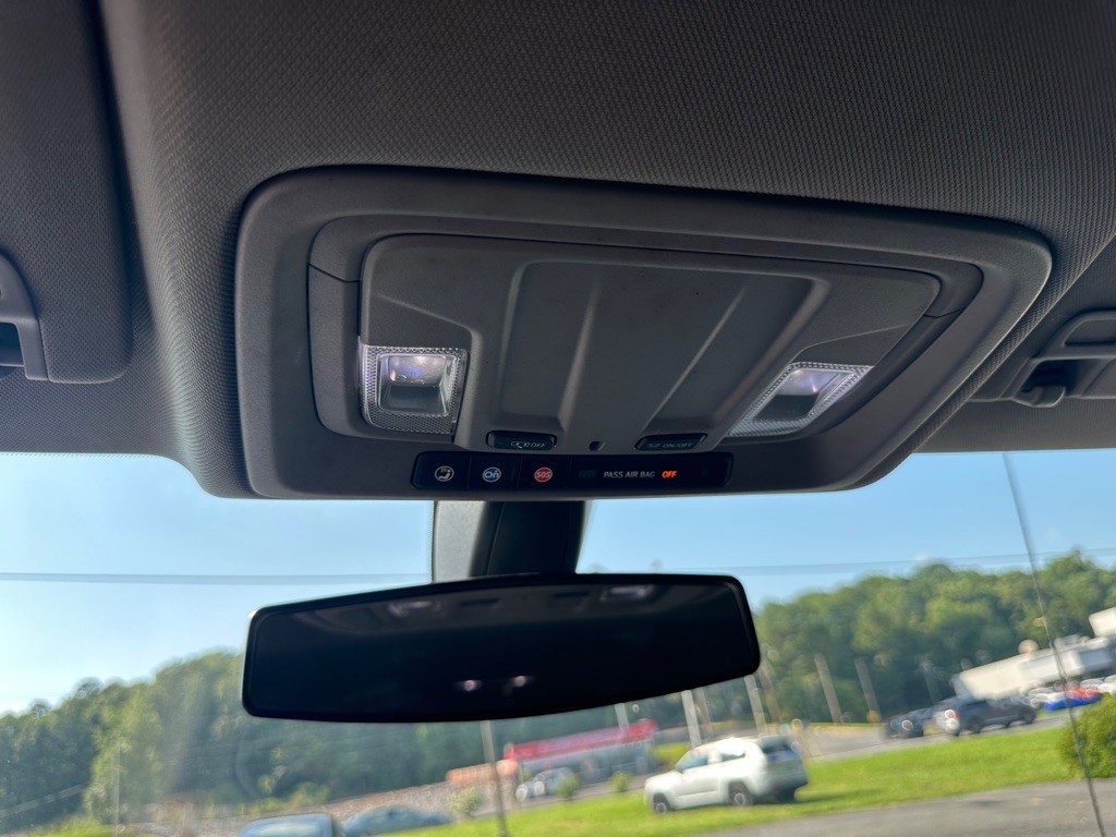 2019 Chevrolet Silverado 1500 Image 32