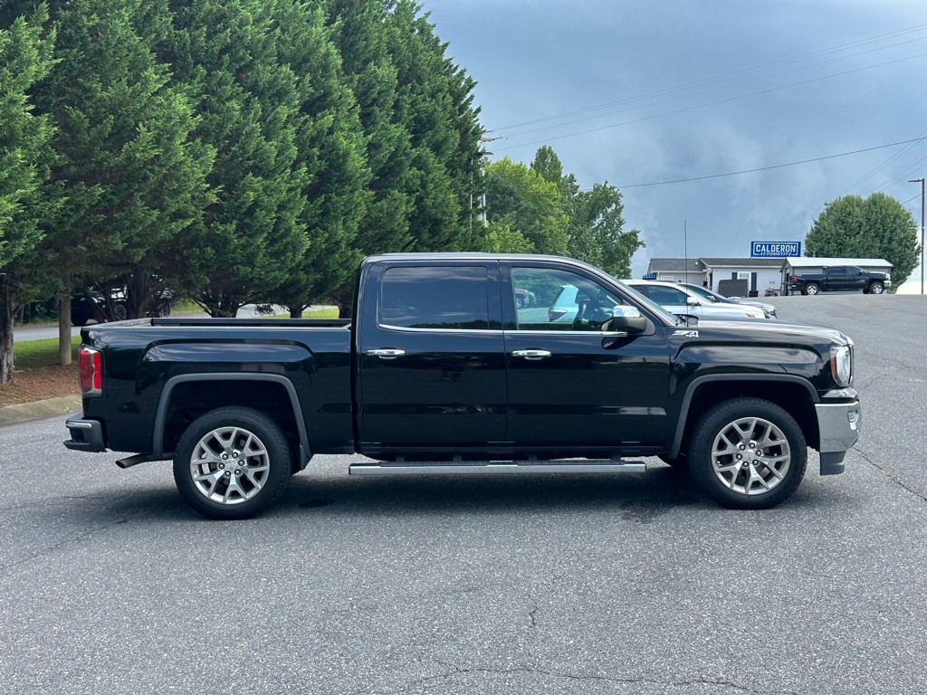 2018 GMC Sierra Image 11